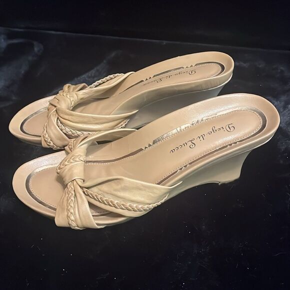 Diego di Lucca Beige Wedge Sandals - Picture 3 of 9